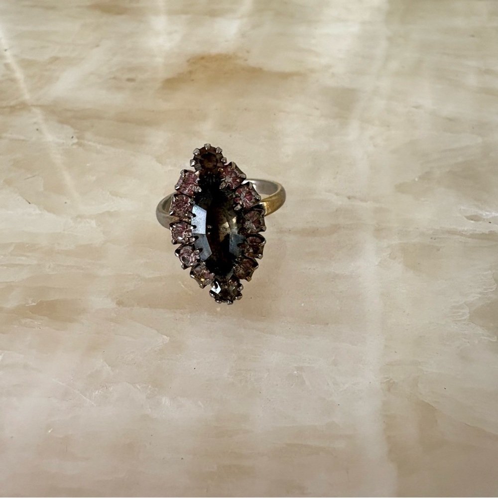 Vintage Smokey gray rhinestone cubic zirconia ring size 7.5 cocktail